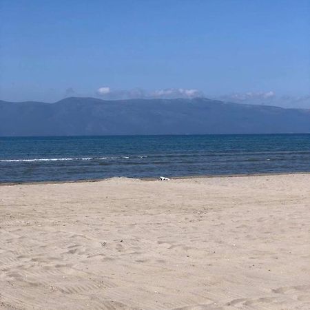 VlorëRivieraアパートメント エクステリア 写真